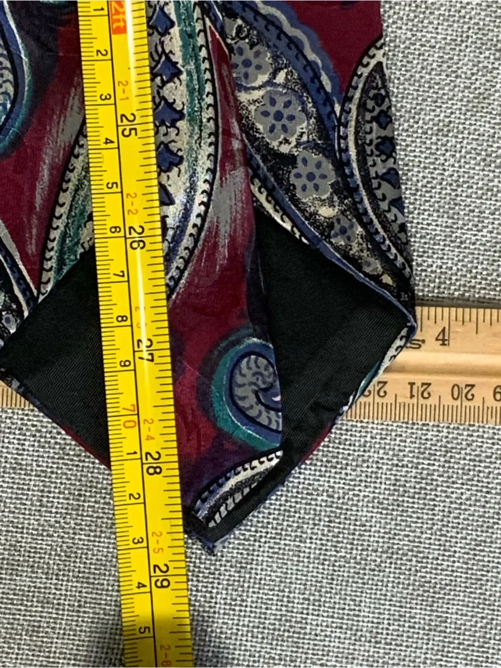 Morgan Hart Silk Paisley Wide Tie Burgundy Blue USA